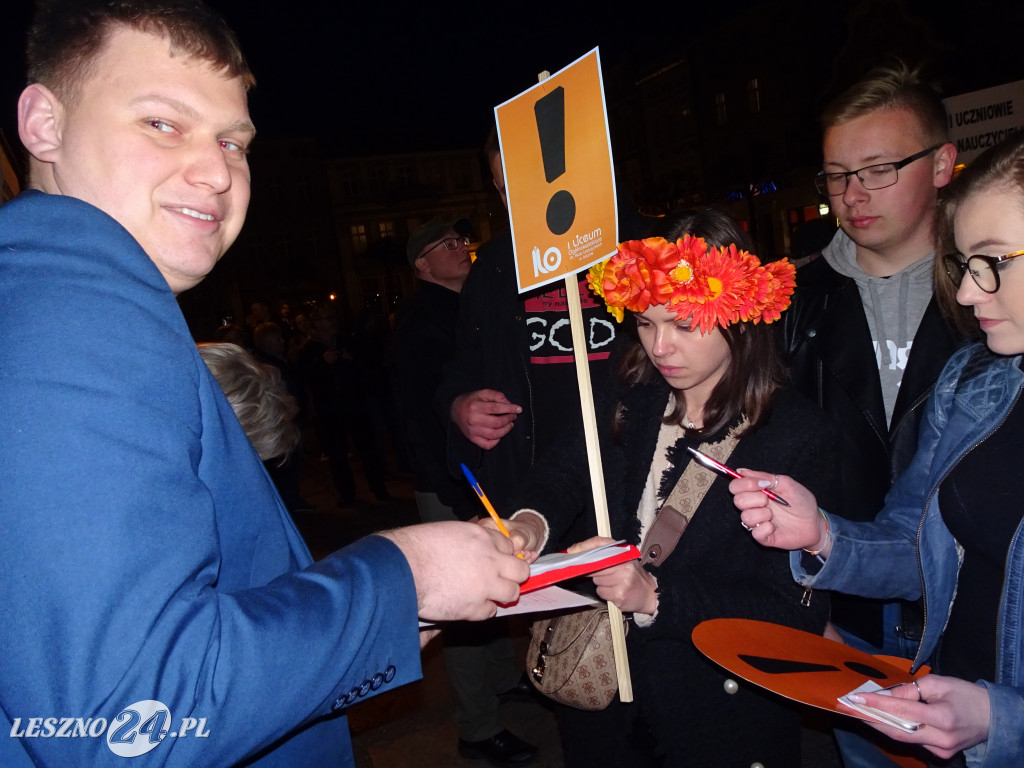 Wiec poparcia dla nauczycieli