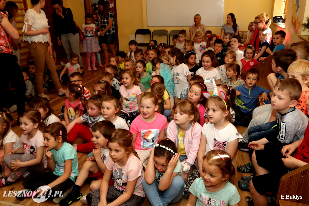 Bajkowy występ koszykarzy