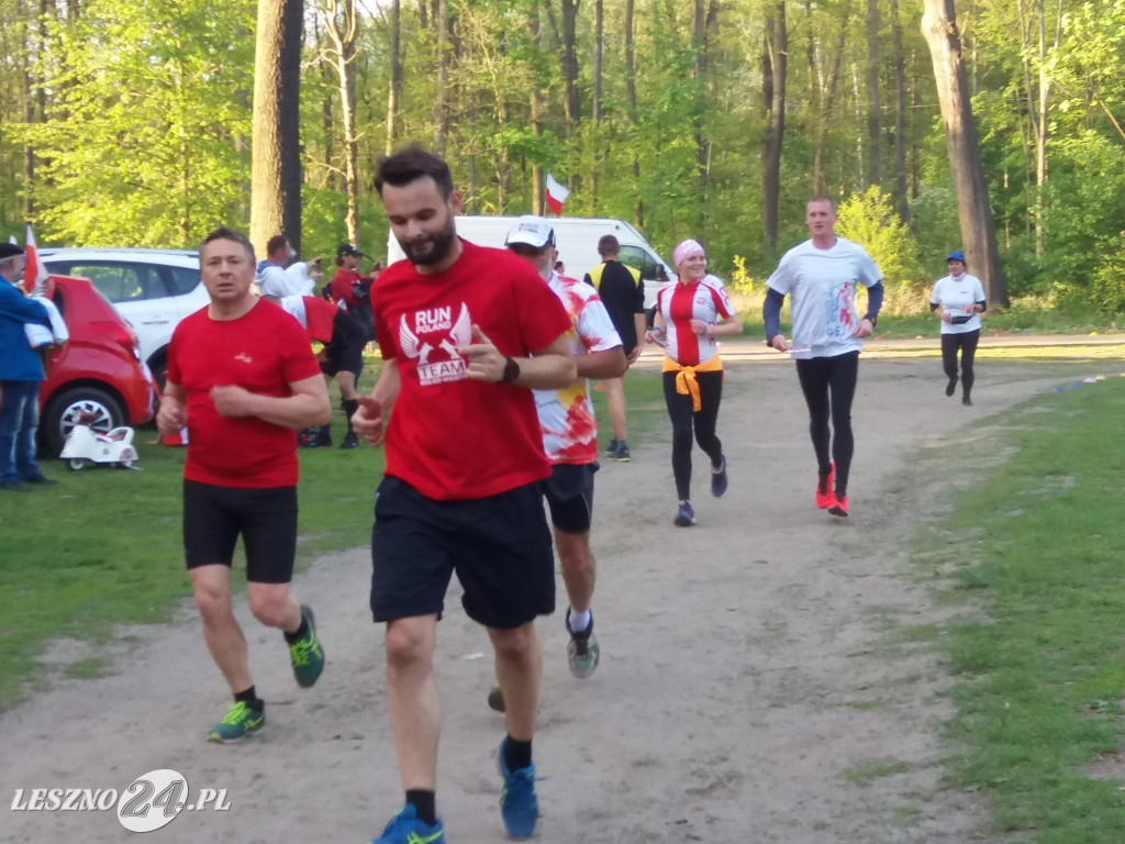Bieg z flagą w Lesznie. 2 maja 2019