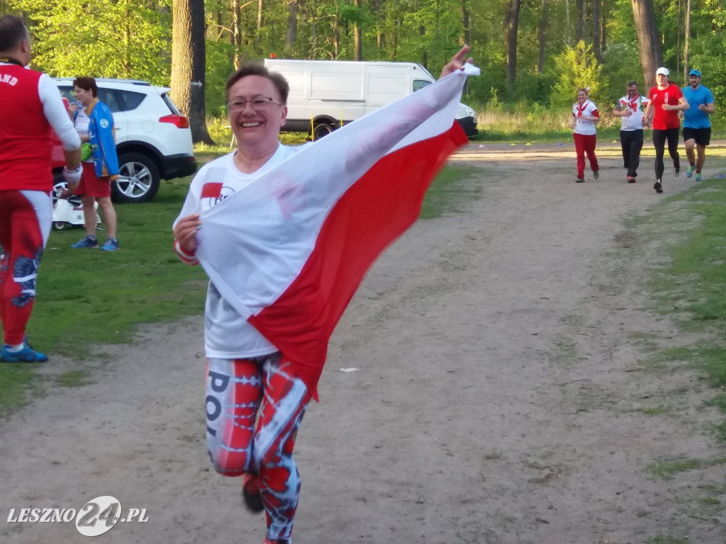 Bieg z flagą w Lesznie. 2 maja 2019