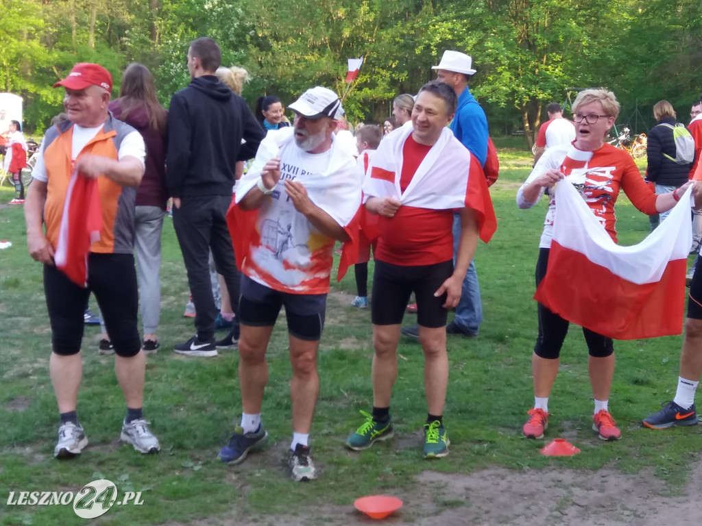 Bieg z flagą w Lesznie. 2 maja 2019