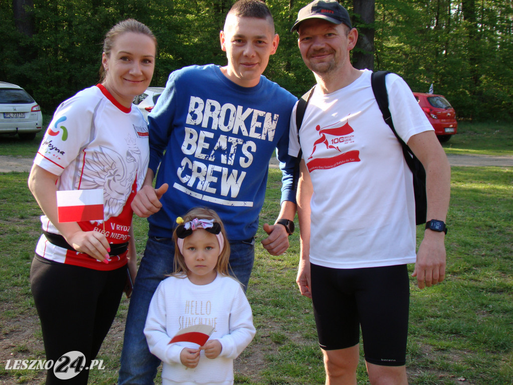 Bieg z flagą w Lesznie. 2 maja 2019