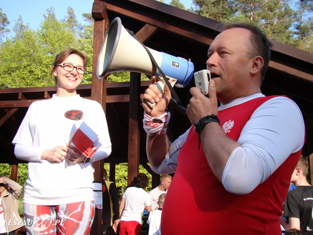 Bieg z flagą w Lesznie. 2 maja 2019