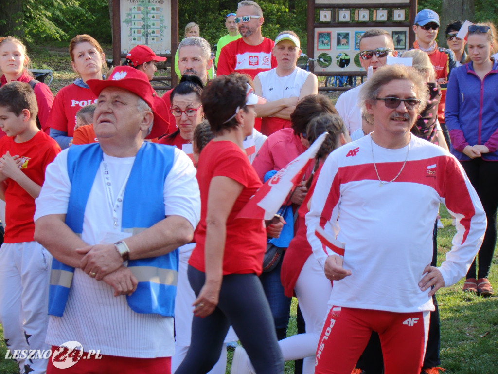 Bieg z flagą w Lesznie. 2 maja 2019