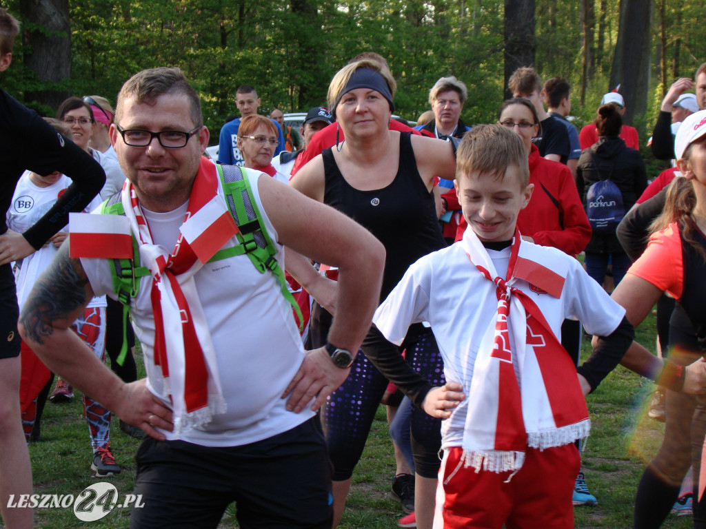 Bieg z flagą w Lesznie. 2 maja 2019