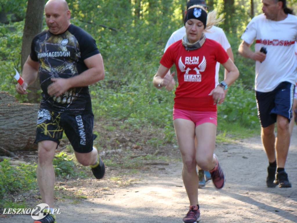 Bieg z flagą w Lesznie. 2 maja 2019