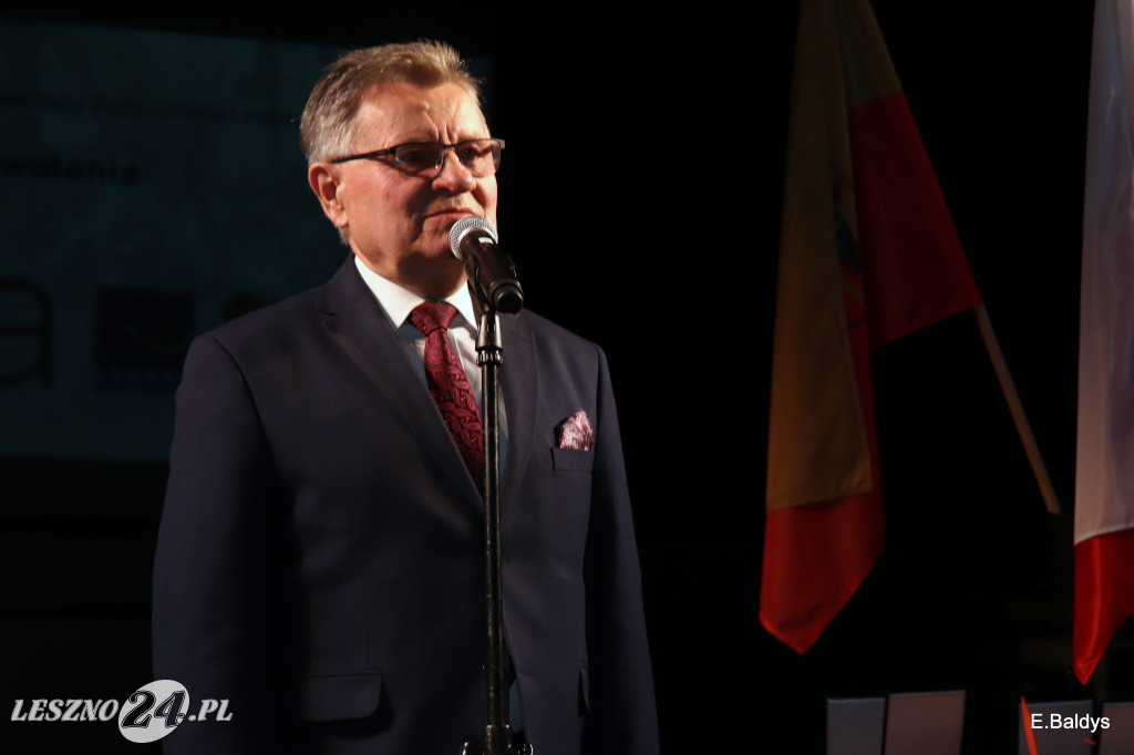 Uhonorowani, wyróżnieni i nagrodzeni w MOK