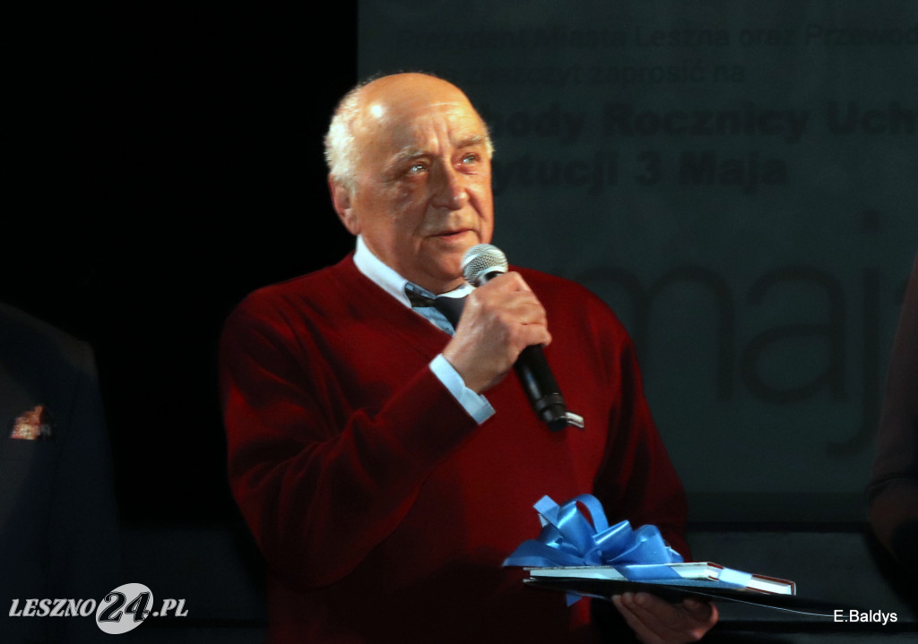 Uhonorowani, wyróżnieni i nagrodzeni w MOK