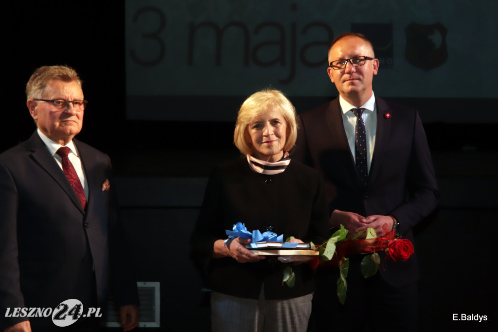 Uhonorowani, wyróżnieni i nagrodzeni w MOK