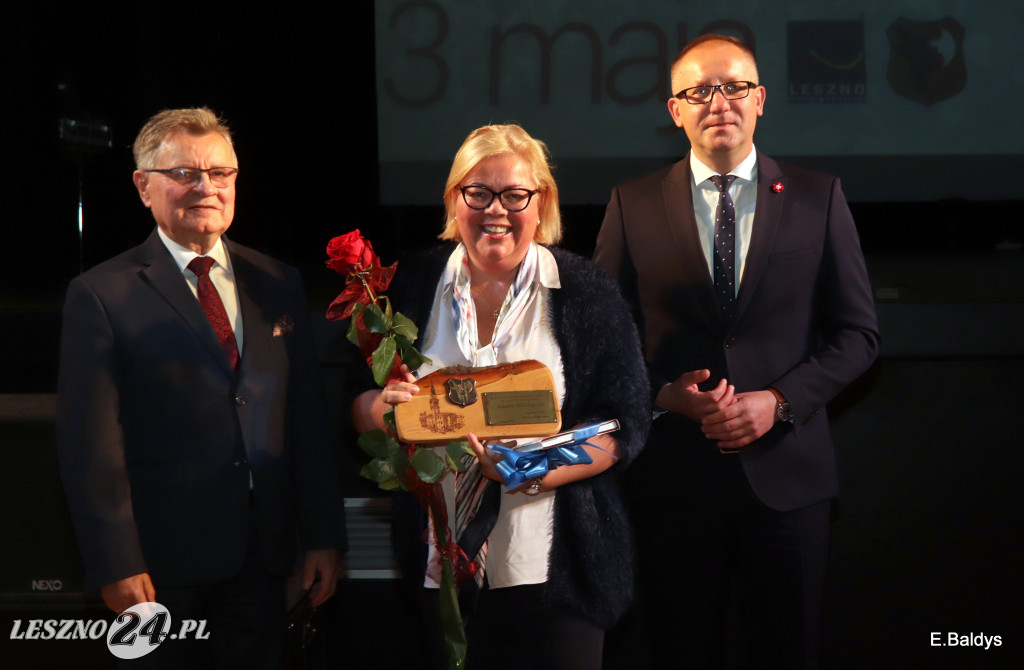 Uhonorowani, wyróżnieni i nagrodzeni w MOK