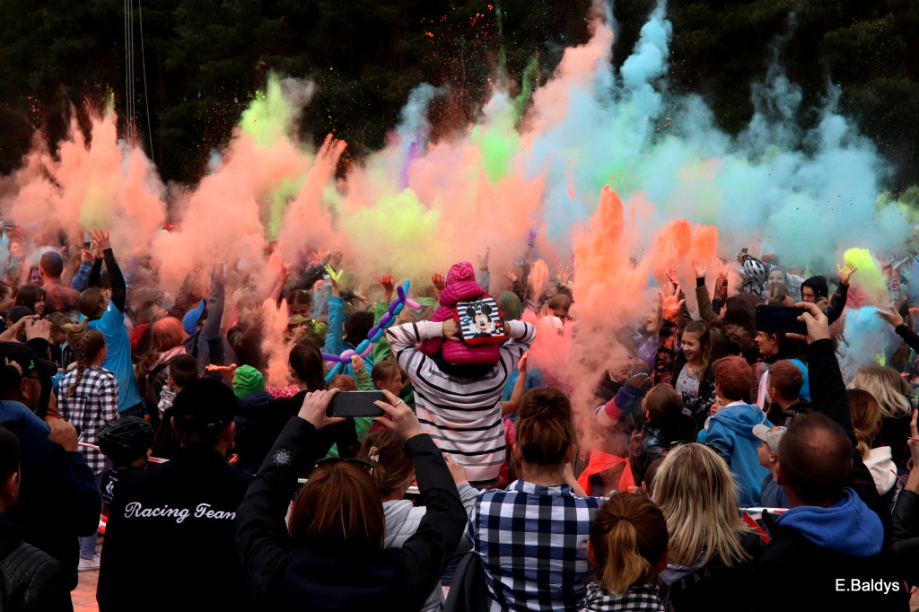 Słoneczna i bardzo kolorowa Majówka 2019