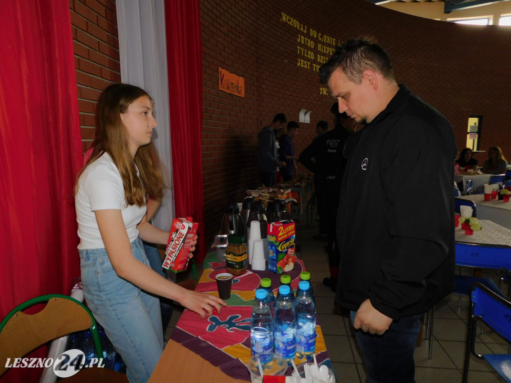 Festyn dla Oli i Adriana w SP nr 13 w Lesznie