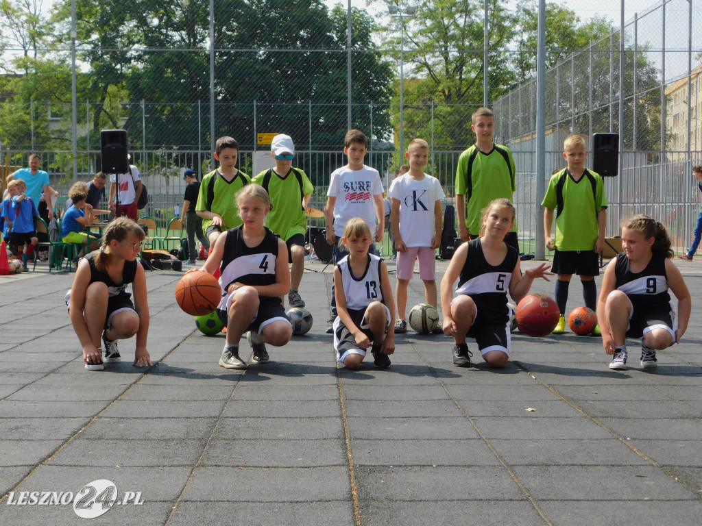 Festyn w SP 7 w Lesznie