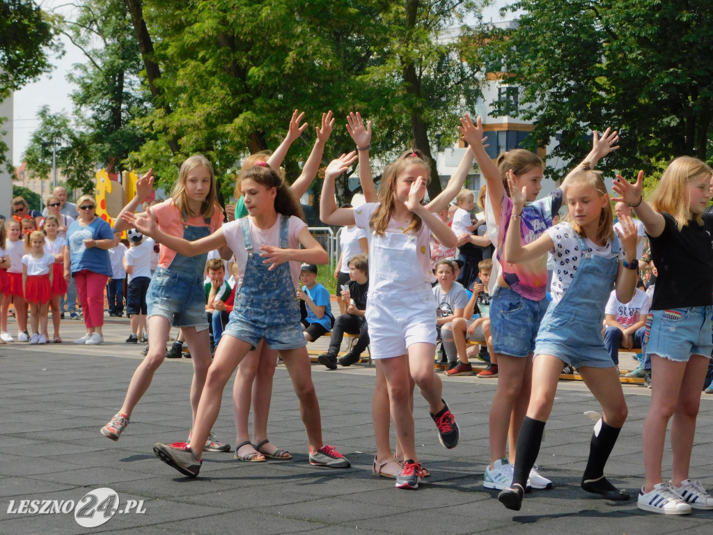 Festyn w SP 7 w Lesznie