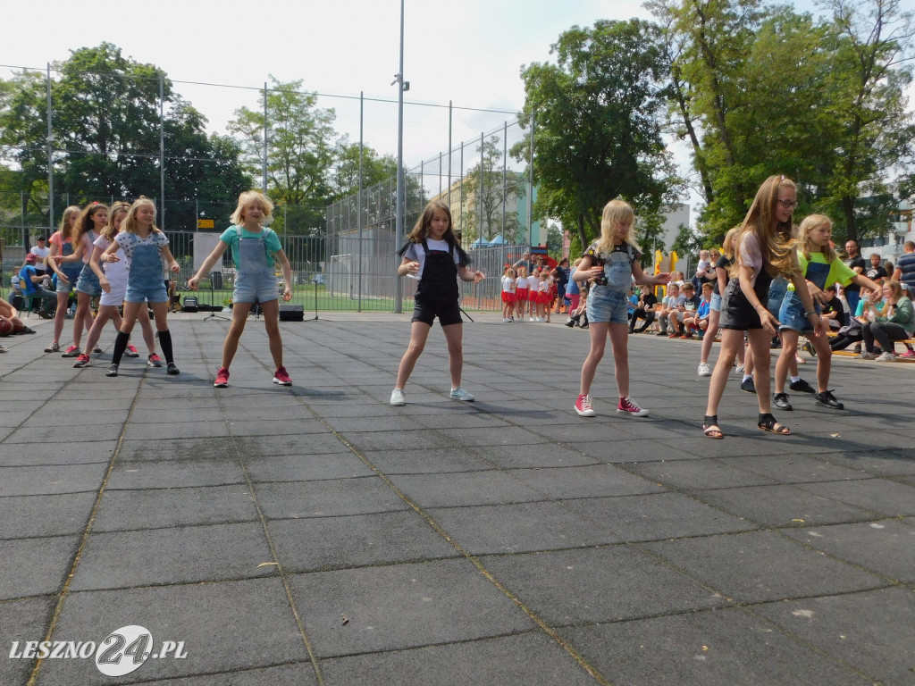 Festyn w SP 7 w Lesznie