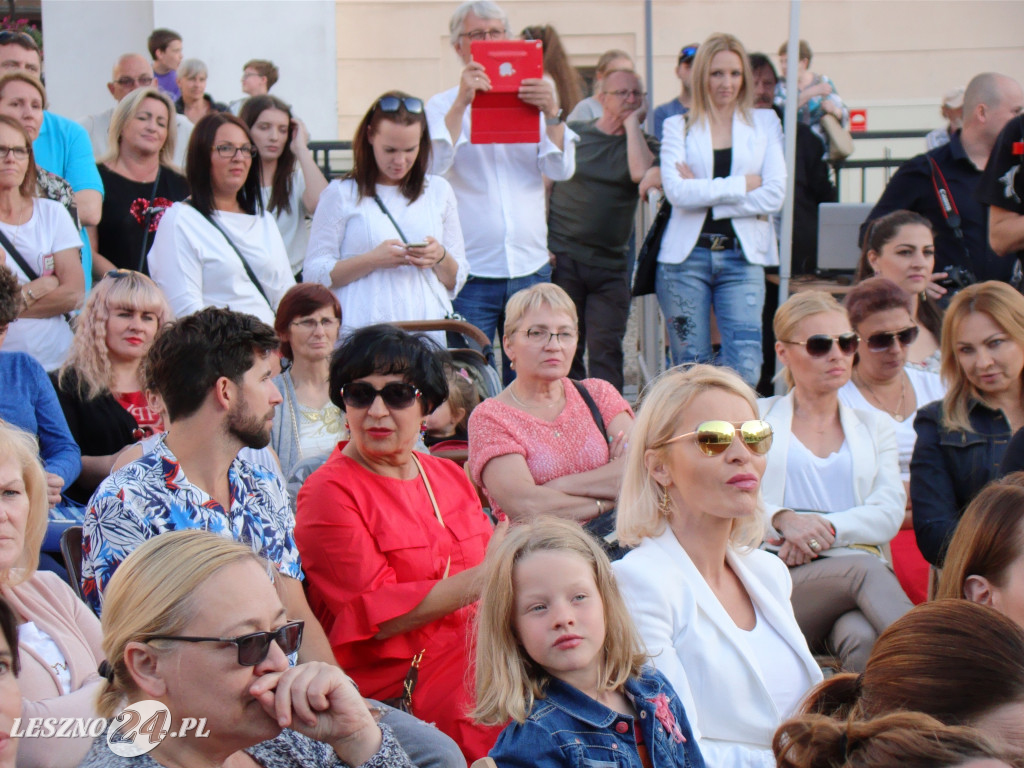 Pokaz mody na Rynku w Lesznie 2019