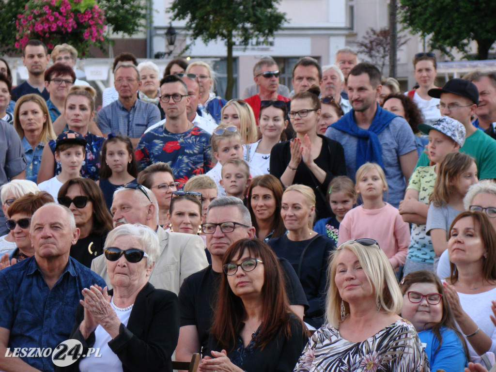 Pokaz mody na Rynku w Lesznie 2019