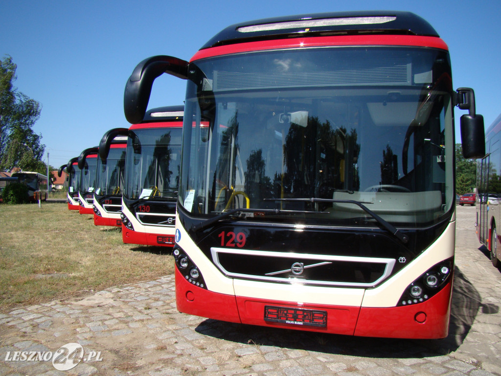 Nowe autobusy dojechały do Leszna