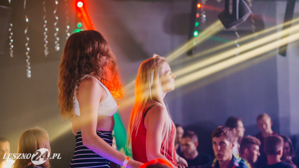 Tropical bikini party w klubie Na fali Boszkowie