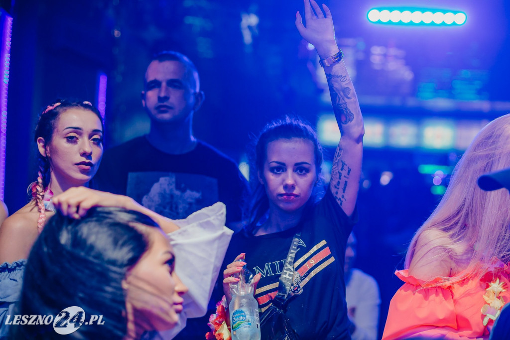 Tropical bikini party w klubie Na fali Boszkowie