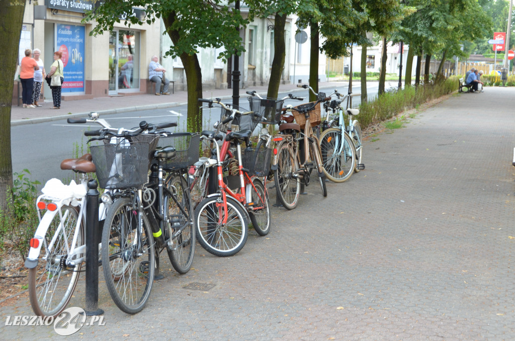 Brak parkingów rowerowych na ul. Słowiańskiej