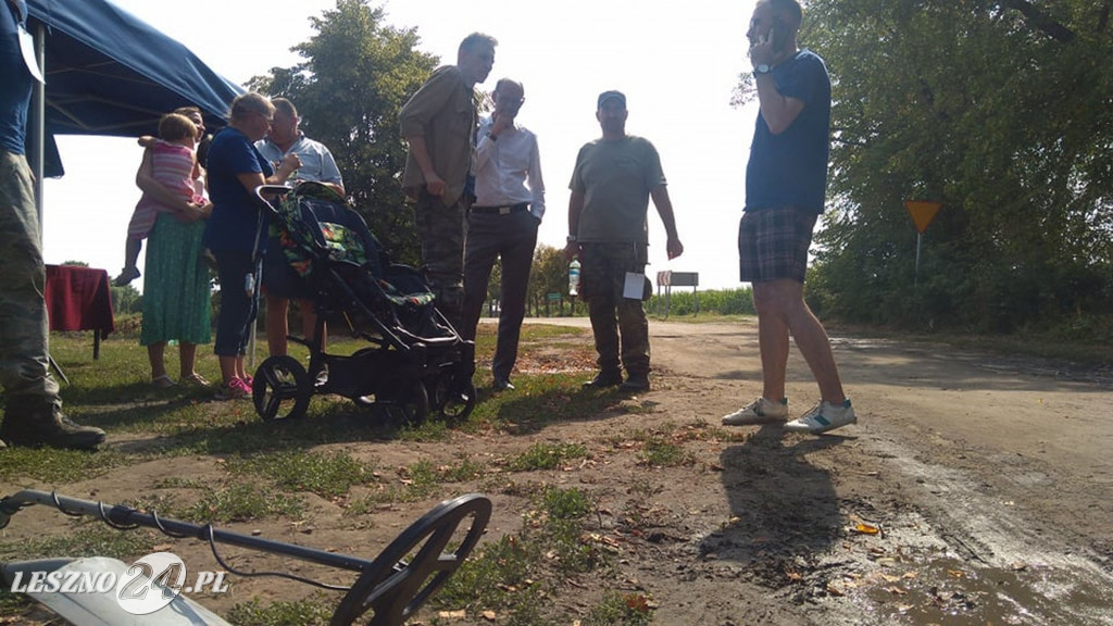 Detektoryści pod Poniecem