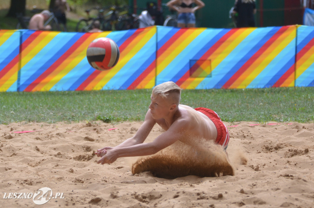 Siatkówka plażowa w Górznie