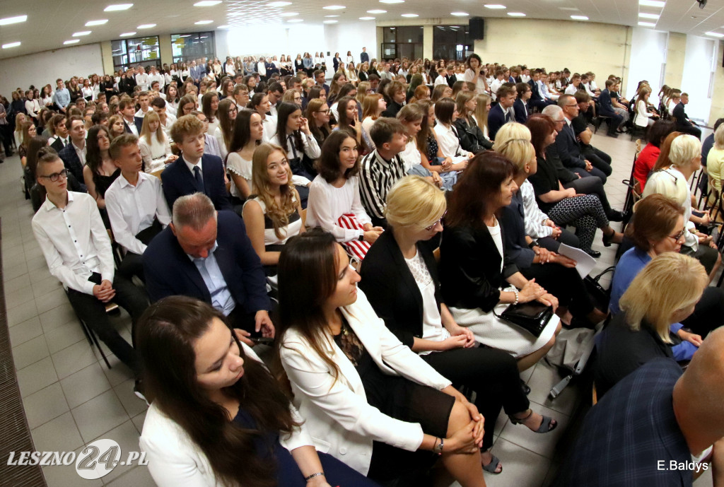 Inauguracja roku szkolnego w II LO w Lesznie