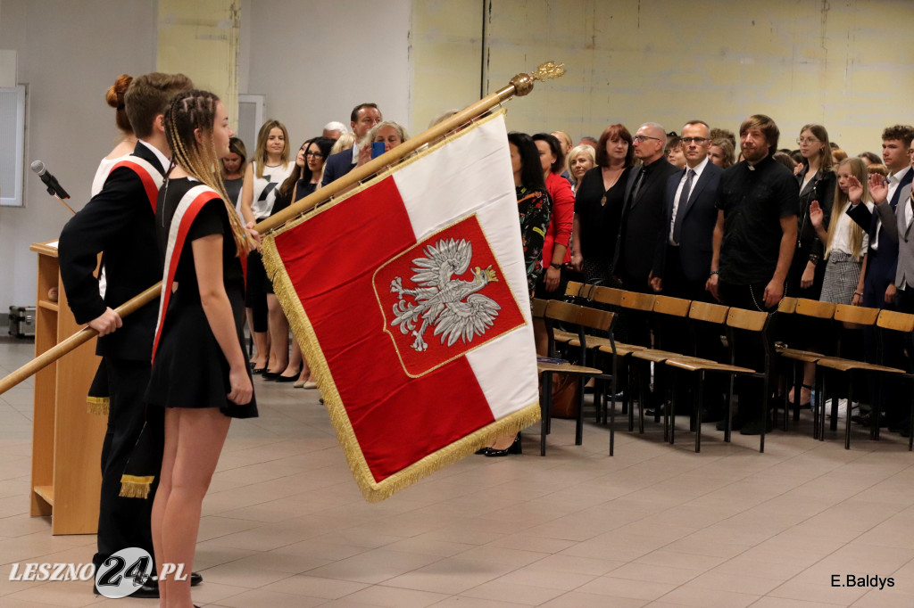 Inauguracja roku szkolnego w II LO w Lesznie
