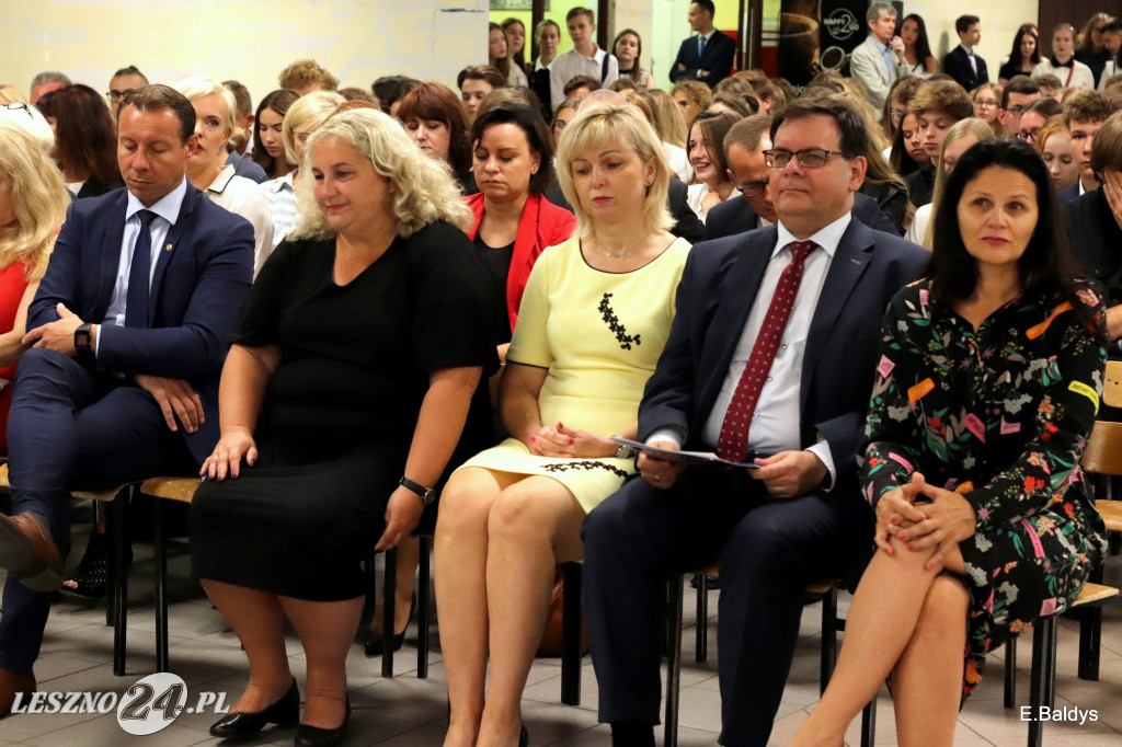 Inauguracja roku szkolnego w II LO w Lesznie