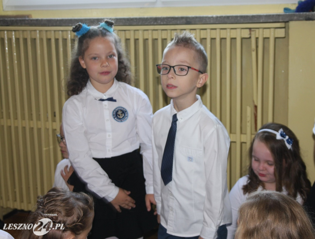 Pasowanie w SP nr 2 w Lesznie