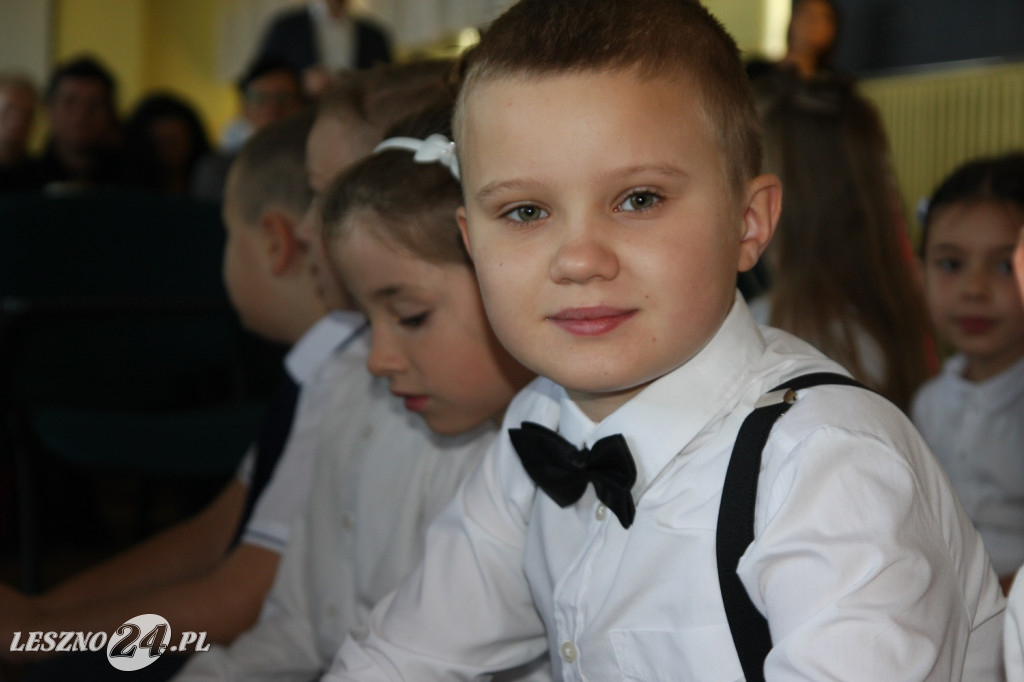 Pasowanie w SP nr 2 w Lesznie