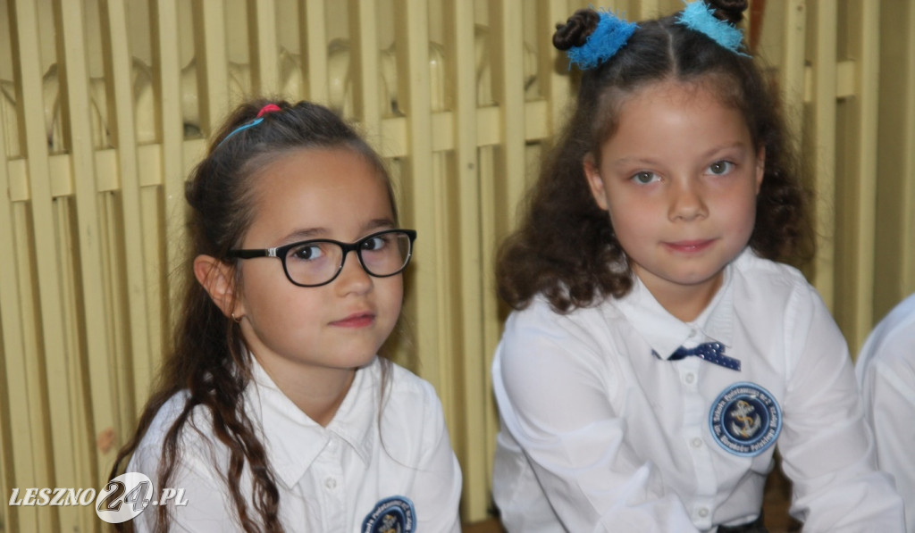 Pasowanie w SP nr 2 w Lesznie