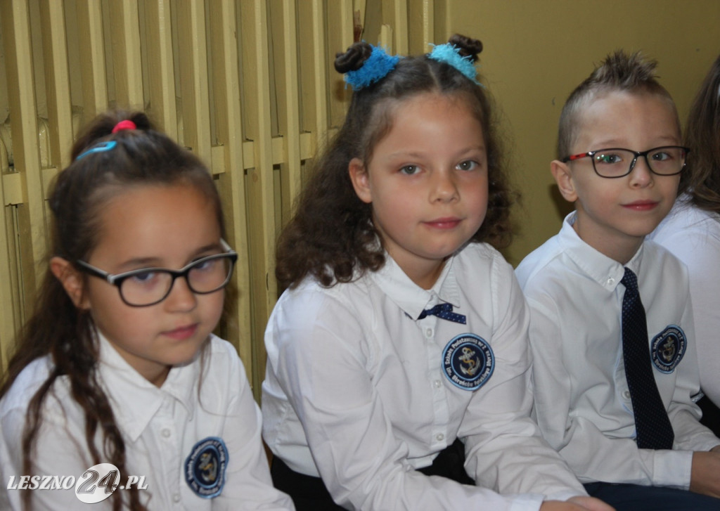 Pasowanie w SP nr 2 w Lesznie
