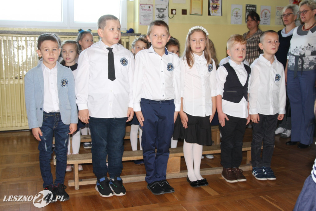 Pasowanie w SP nr 2 w Lesznie
