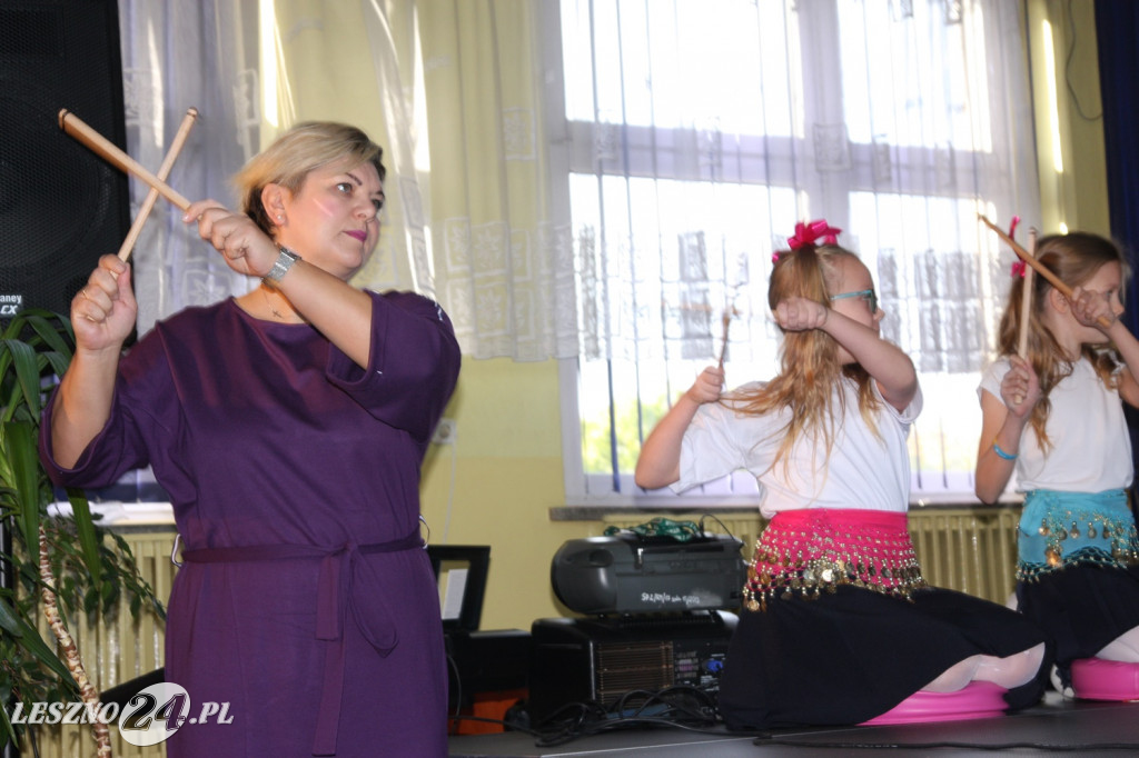 Pasowanie w SP nr 2 w Lesznie