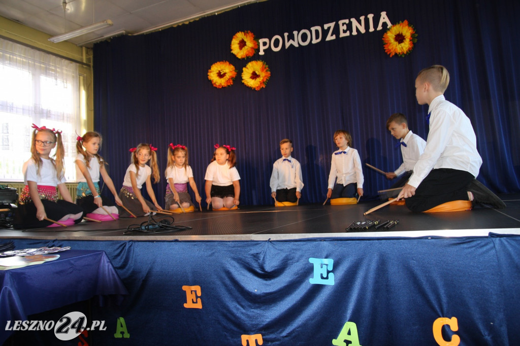 Pasowanie w SP nr 2 w Lesznie