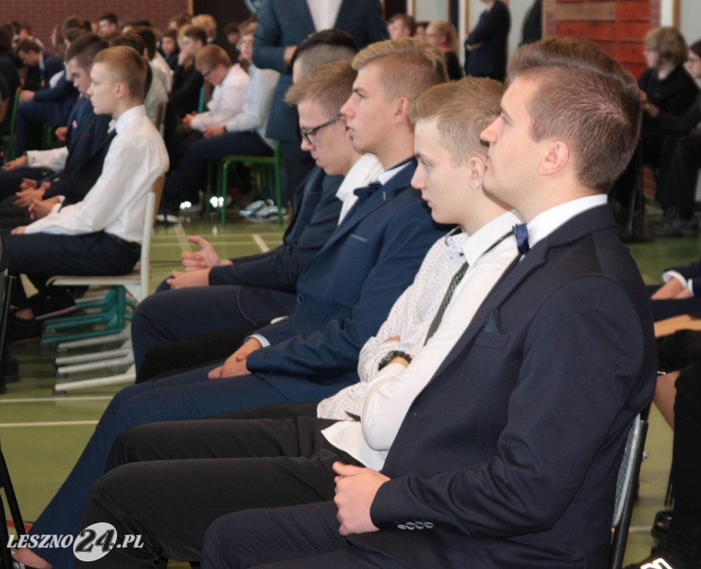 Pasowanie uczniów w ZST CKZiU