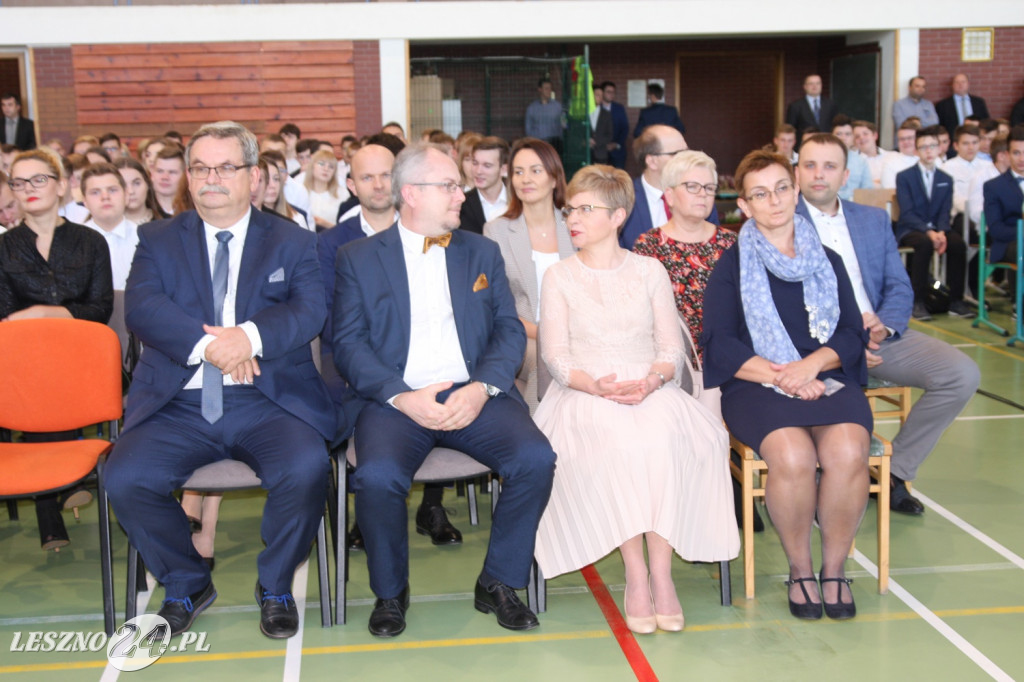 Pasowanie uczniów w ZST CKZiU