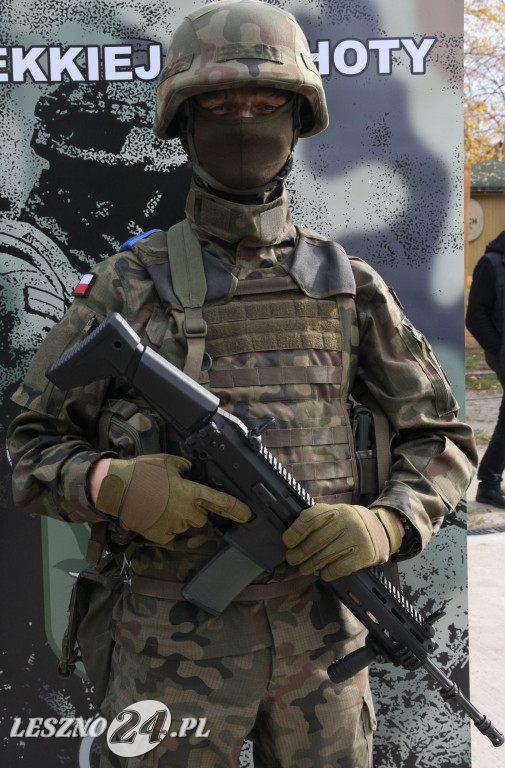 Piknik militarny i mecz weteranów