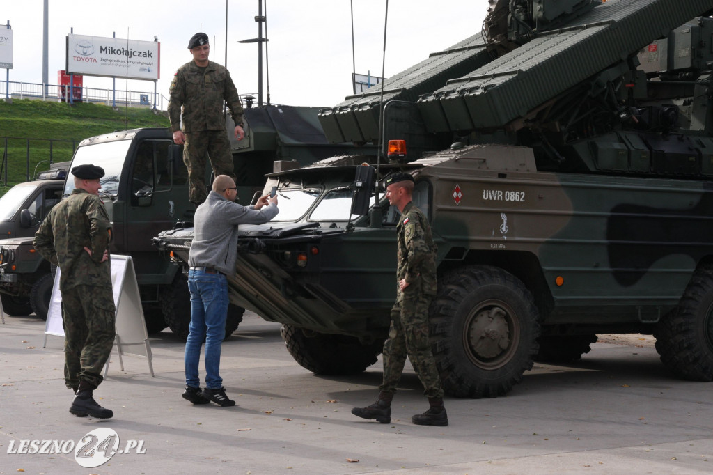 Piknik militarny i mecz weteranów