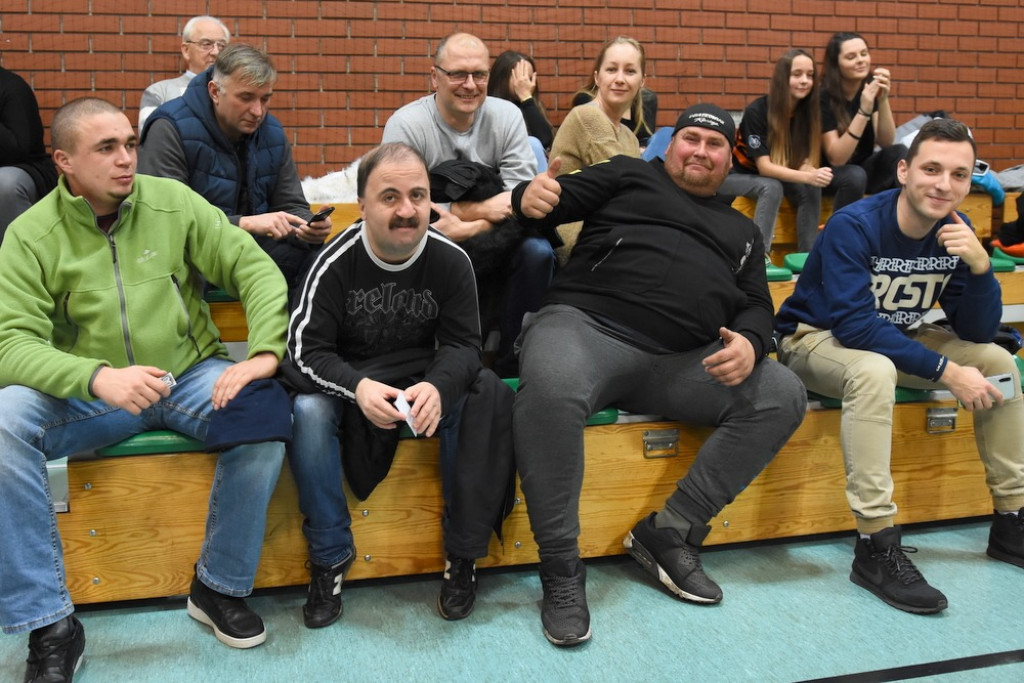 Mecz UKS 9 Leszno: UKS SMS Joker PIła