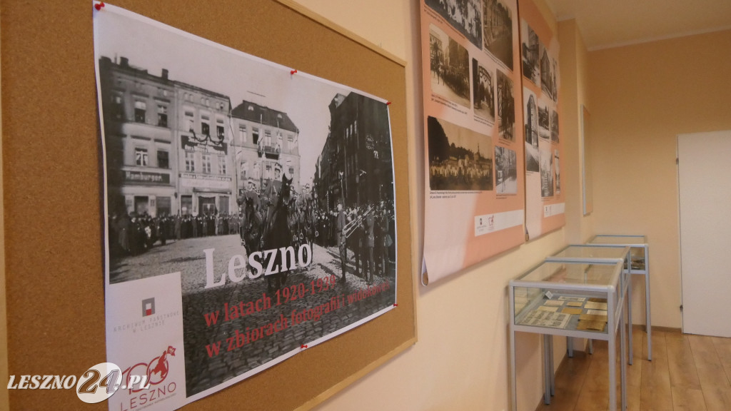 Leszno w latach 1920-1939 na pocztówkach i fotografiach