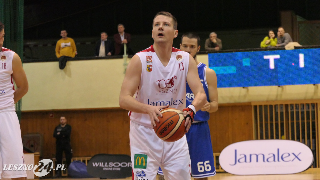 Fatalny mecz koszykarzy w derbach Wielkopolski