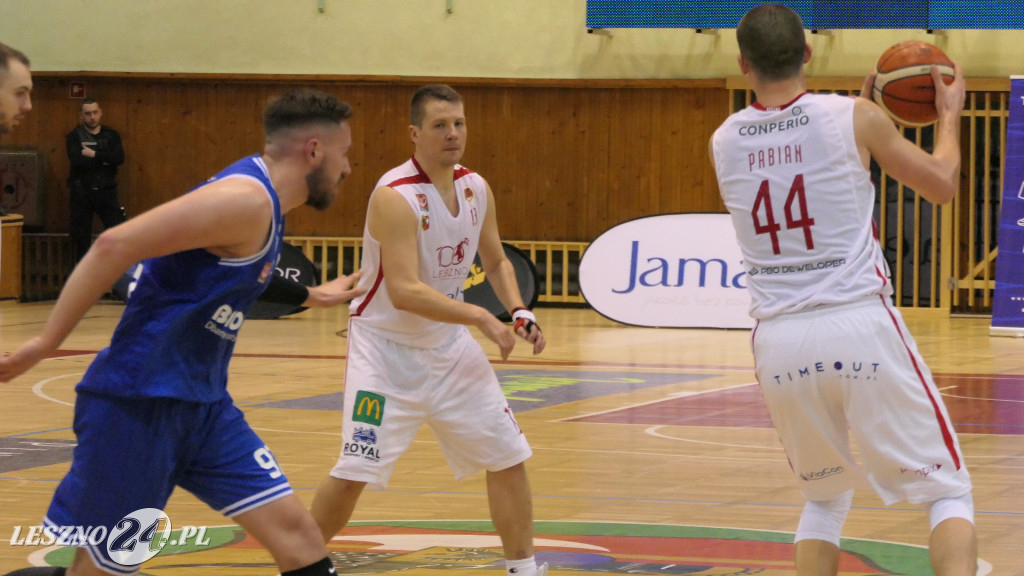 Fatalny mecz koszykarzy w derbach Wielkopolski