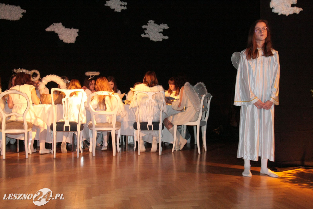 Spektakl sekcji teatralnej Klubu Kwadrat