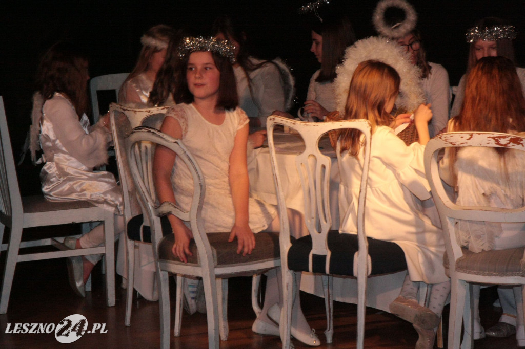 Spektakl sekcji teatralnej Klubu Kwadrat