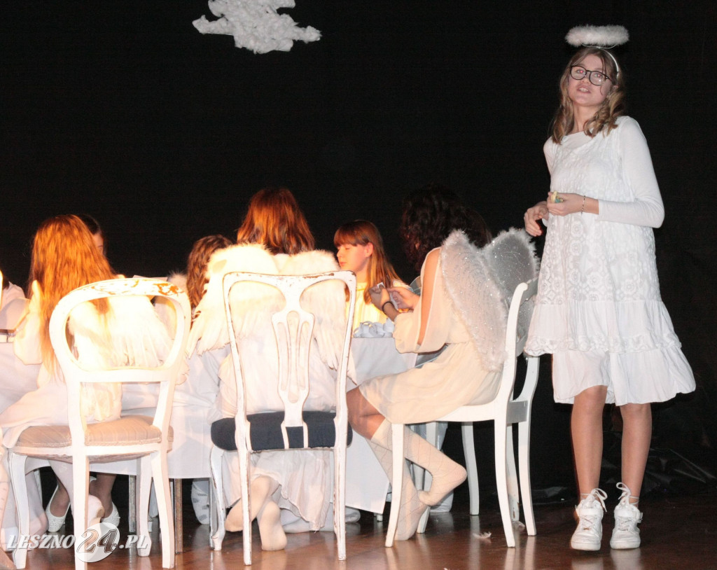 Spektakl sekcji teatralnej Klubu Kwadrat
