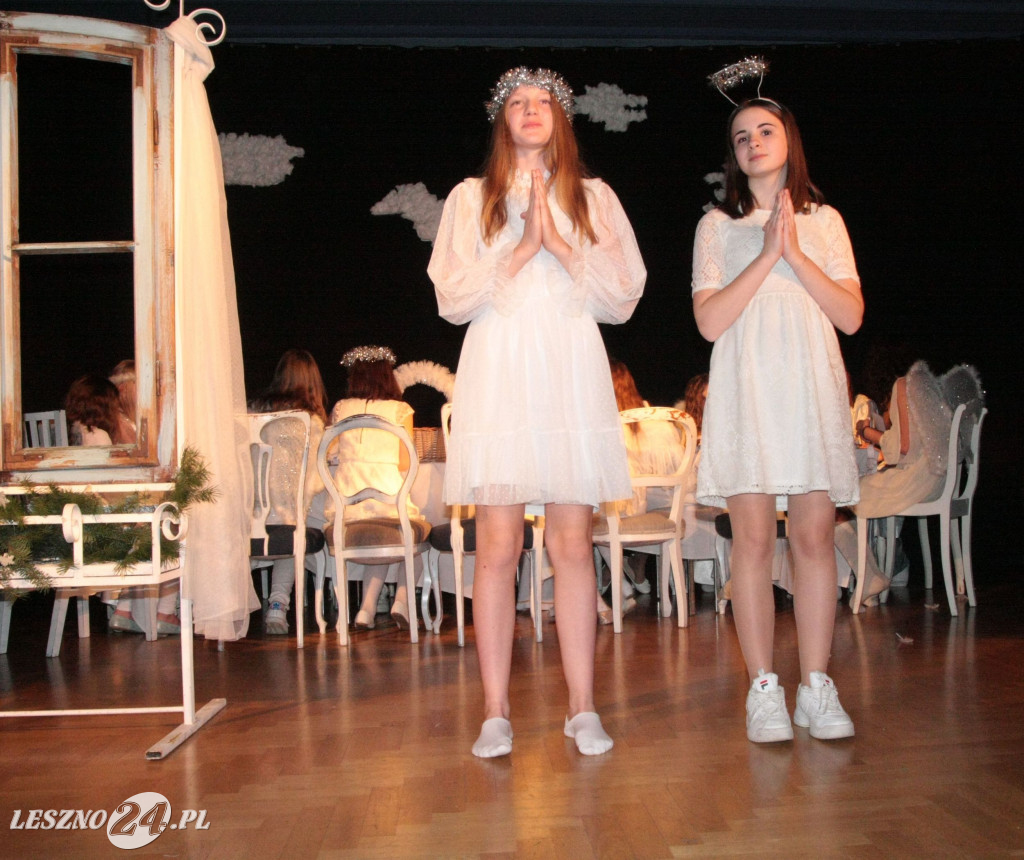 Spektakl sekcji teatralnej Klubu Kwadrat