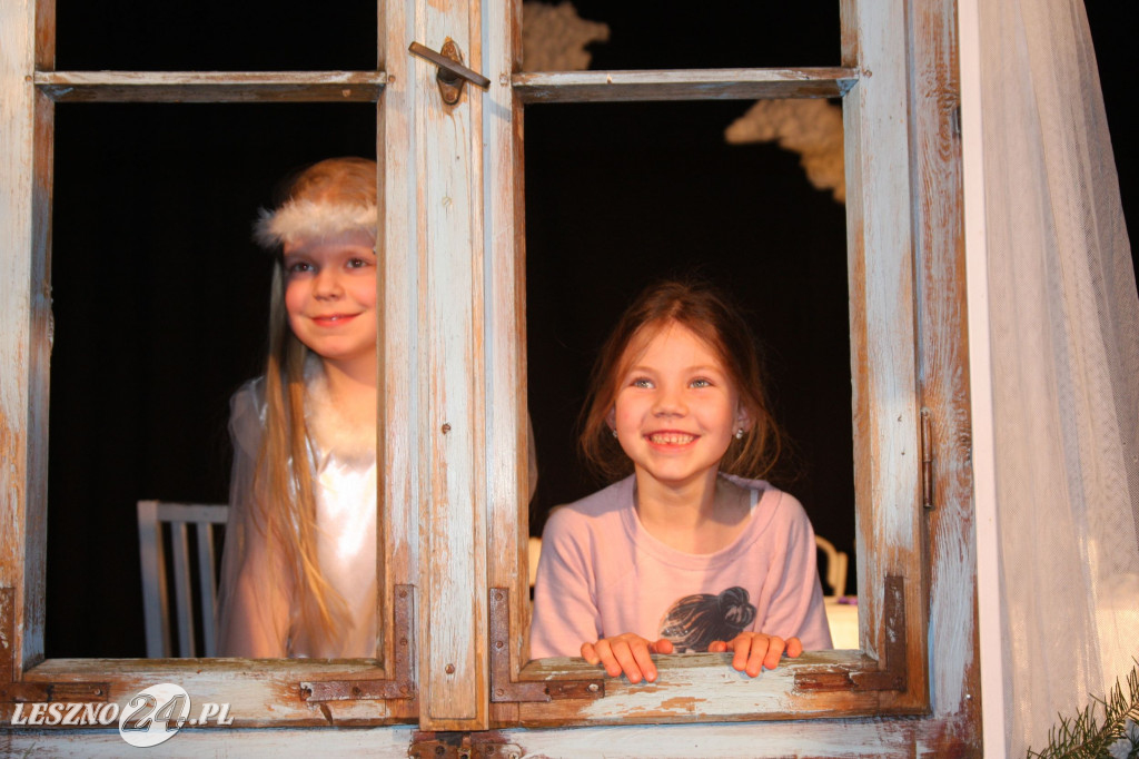 Spektakl sekcji teatralnej Klubu Kwadrat